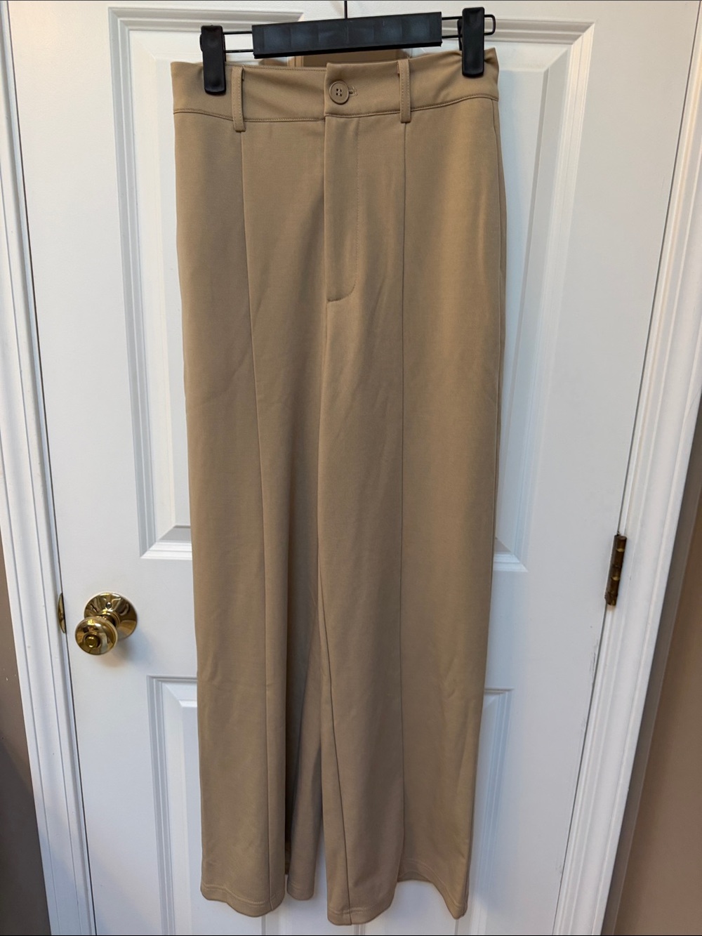 BRAND NEW with tags Women's Classic Wide Leg Khaki Beige Pants Cider Size XS